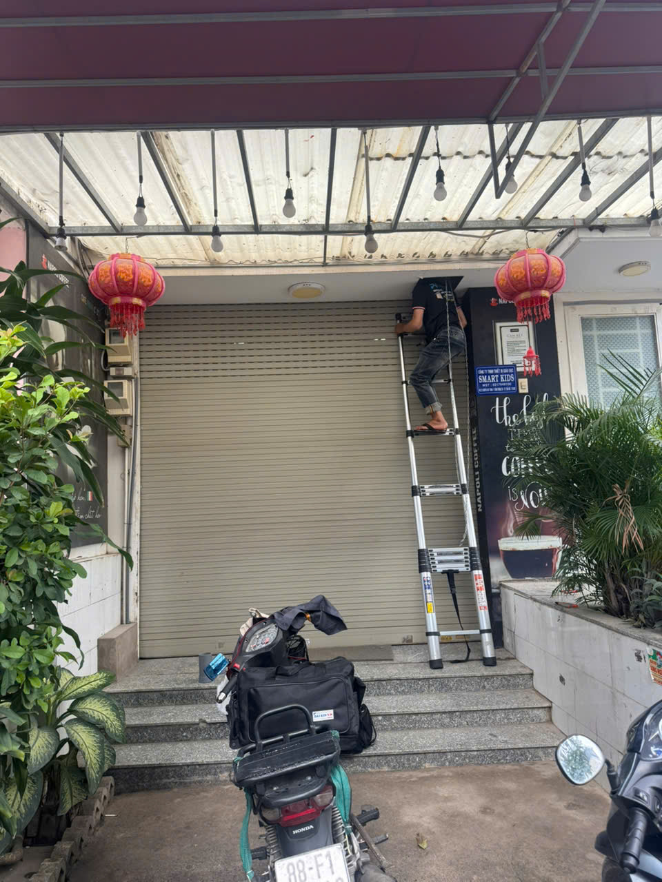 sửa điện cửa cuốn và kiểm tra hệ thống điện nhà 